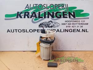 Gebruikte Benzinepomp Seat Ibiza II (6K1) 1.6 Prijs € 24,99 Margeregeling aangeboden door Autosloperij Kralingen B.V.