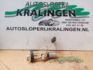 Gebruikte Benzinepomp Volkswagen Golf II (19E) 1.8 GTI Prijs € 49,99 Margeregeling aangeboden door Autosloperij Kralingen B.V.