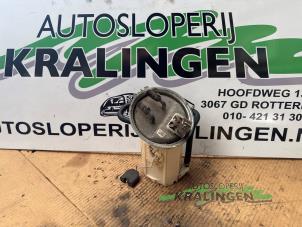 Gebruikte Benzinepomp Opel Corsa B (73/78/79) 1.2i 16V Prijs € 24,99 Margeregeling aangeboden door Autosloperij Kralingen B.V.