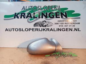 Gebruikte Buitenspiegel rechts Mercedes A (W168) 1.4 A-140 Prijs € 24,98 Margeregeling aangeboden door Autosloperij Kralingen B.V.