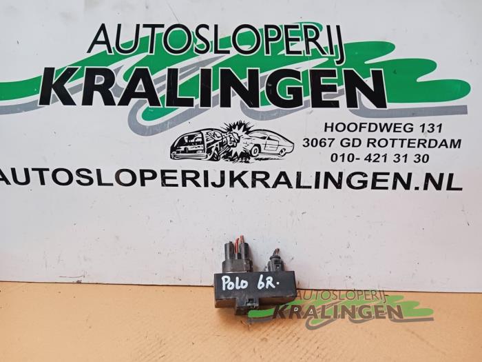 Gebruikte Computer Koeling Volkswagen Polo V (6R) 1.4 16V Prijs € 4,49 Margeregeling aangeboden door Autosloperij Kralingen B.V.