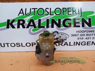 Gebruikte Servopomp Volkswagen Polo V (6R) 1.4 16V Prijs € 29,99 Margeregeling aangeboden door Autosloperij Kralingen B.V.