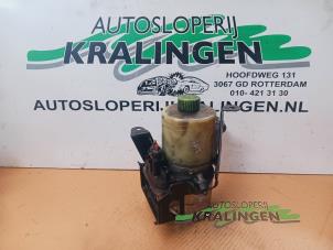 Gebruikte Servopomp Volkswagen Polo IV (9N1/2/3) 1.2 12V Prijs € 29,99 Margeregeling aangeboden door Autosloperij Kralingen B.V.