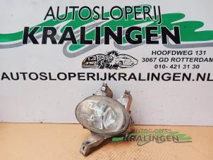 Gebruikte Mistlamp links-voor Peugeot 206 (2A/C/H/J/S) 1.4 XR,XS,XT,Gentry Prijs € 9,99 Margeregeling aangeboden door Autosloperij Kralingen B.V.