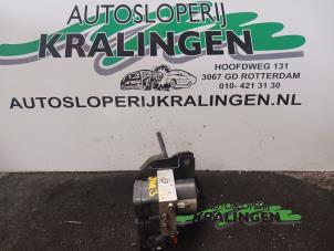 Gebruikte ABS Pomp Toyota Yaris II (P9) 1.3 16V VVT-i Prijs € 99,99 Margeregeling aangeboden door Autosloperij Kralingen B.V.