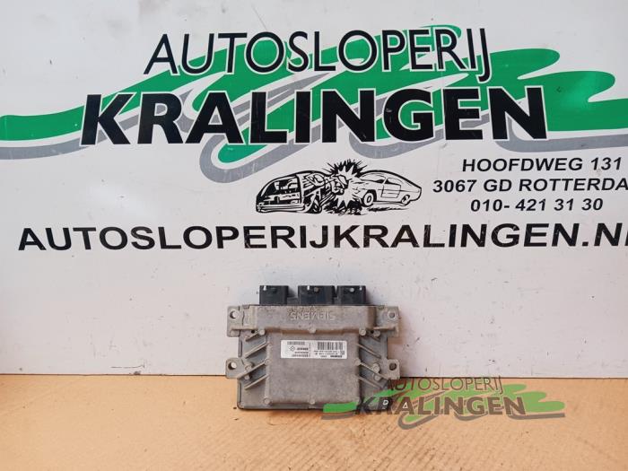 Gebruikte Computer Motormanagement Renault Clio II (BB/CB) 1.2 16V Prijs € 99,99 Margeregeling aangeboden door Autosloperij Kralingen B.V.