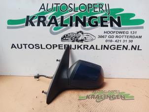 Gebruikte Spiegel Buiten links Ford Mondeo III 1.8 16V Prijs € 24,98 Margeregeling aangeboden door Autosloperij Kralingen B.V.