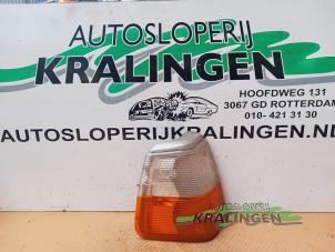 Gebruikte Pinker rechts Volvo 240/245 240 Prijs € 24,98 Margeregeling aangeboden door Autosloperij Kralingen B.V.