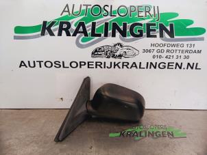 Gebruikte Spiegel Buiten links Mitsubishi Colt (CJ) 1.3 GL,GLX 12V Prijs op aanvraag aangeboden door Autosloperij Kralingen B.V.