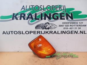 Gebruikte Richtingaanwijzer rechts Mercedes E (W124) Prijs € 24,98 Margeregeling aangeboden door Autosloperij Kralingen B.V.