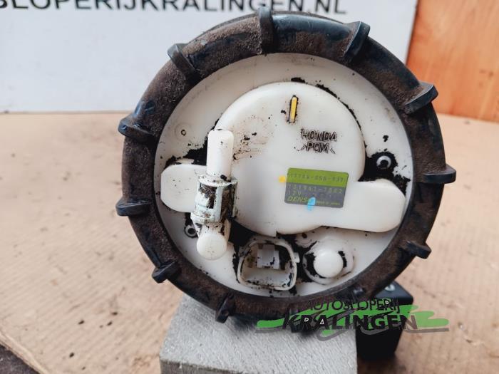 Benzinepomp van een Honda Civic (ES) 1.3 16V VTEC-i IMA 2004