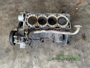 Gebruikte Motor Onderblok Opel Zafira (M75) 1.6 16V Prijs op aanvraag aangeboden door Autosloperij Kralingen B.V.