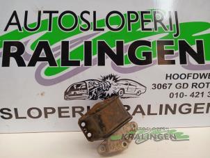 Gebruikte Motorrubber Peugeot 308 (4A/C) 1.6 VTI 16V Prijs € 9,99 Margeregeling aangeboden door Autosloperij Kralingen B.V.