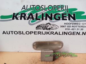 Gebruikte Pinker links Volkswagen New Beetle (9C1/9G1) 2.0 Prijs € 19,99 Margeregeling aangeboden door Autosloperij Kralingen B.V.