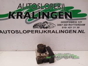 Gebruikte ABS Pomp Peugeot 207/207+ (WA/WC/WM) 1.6 16V VTi Prijs € 34,99 Margeregeling aangeboden door Autosloperij Kralingen B.V.