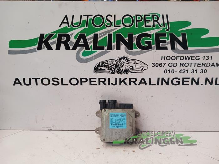 Gebruikte Computer Airco Peugeot 1007 (KM) 1.6 GTI,Gentry 16V Prijs op aanvraag aangeboden door Autosloperij Kralingen B.V.