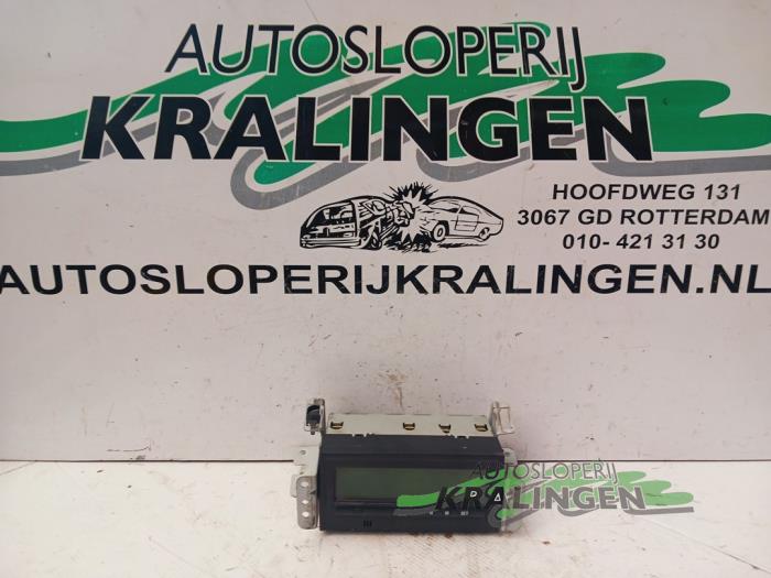 Gebruikte Display Interieur Mitsubishi Space Star (DG) 1.3 16V Prijs € 14,99 Margeregeling aangeboden door Autosloperij Kralingen B.V.