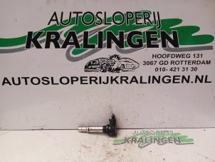 Gebruikte Pen Bobine Volkswagen Polo IV (9N1/2/3) 1.2 12V Prijs € 14,99 Margeregeling aangeboden door Autosloperij Kralingen B.V.