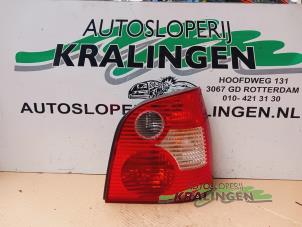 Gebruikte Achterlicht rechts Volkswagen Polo IV (9N1/2/3) 1.2 12V Prijs € 14,98 Margeregeling aangeboden door Autosloperij Kralingen B.V.