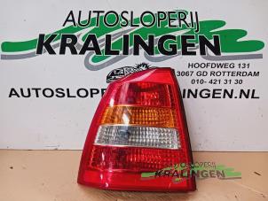 Gebruikte Achterlicht links Opel Astra G (F08/48) 1.6 16V Prijs € 24,98 Margeregeling aangeboden door Autosloperij Kralingen B.V.