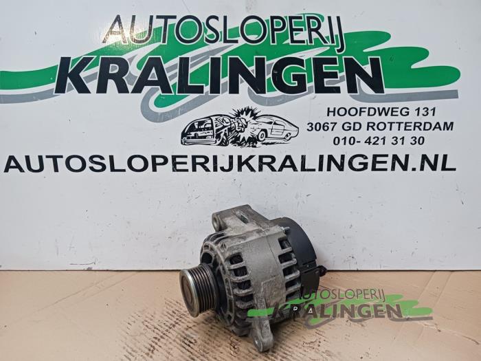 Gebruikte Dynamo Opel Astra H SW (L35) 1.9 CDTi 120 Prijs € 34,98 Margeregeling aangeboden door Autosloperij Kralingen B.V.