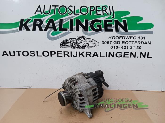 Gebruikte Dynamo Renault Megane (BA) 1.9dTi Prijs € 24,98 Margeregeling aangeboden door Autosloperij Kralingen B.V.