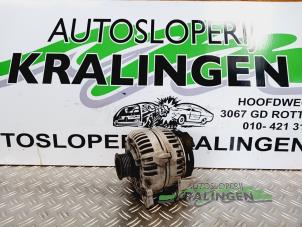 Gebruikte Dynamo Audi A4 Avant (B7) 3.0 TDI V6 24V Quattro Prijs € 99,99 Margeregeling aangeboden door Autosloperij Kralingen B.V.