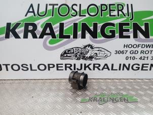 Gebruikte Luchtmassameter Opel Astra H (L48) 1.8 16V Prijs € 19,99 Margeregeling aangeboden door Autosloperij Kralingen B.V.