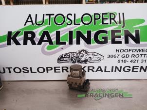 Gebruikte ABS Pomp Hyundai Santa Fe II (CM) 2.2 CRDi 16V 4x2 Prijs op aanvraag aangeboden door Autosloperij Kralingen B.V.