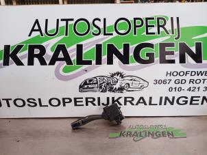 Gebruikte Richtingaanwijzer Schakelaar Hyundai Santa Fe II (CM) 2.2 CRDi 16V 4x2 Prijs op aanvraag aangeboden door Autosloperij Kralingen B.V.