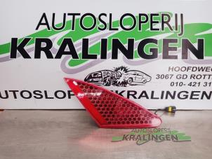 Gebruikte Achterlicht links Peugeot 307 CC (3B) 2.0 16V Prijs € 149,99 Margeregeling aangeboden door Autosloperij Kralingen B.V.