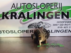 Gebruikte Dynamo Renault Clio III (BR/CR) 1.4 16V Prijs € 34,99 Margeregeling aangeboden door Autosloperij Kralingen B.V.