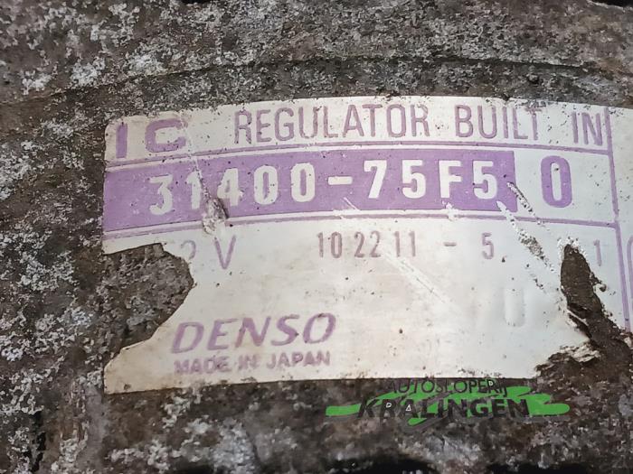 Dynamo van een Suzuki Wagon-R+ (RB) 1.3 16V 2002