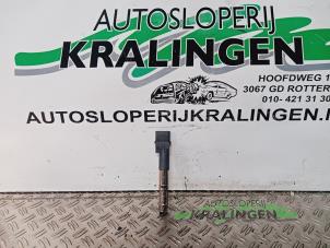 Gebruikte Pen Bobine Volkswagen Golf IV (1J1) 2.3 V5 GTI 20V Prijs € 9,99 Margeregeling aangeboden door Autosloperij Kralingen B.V.
