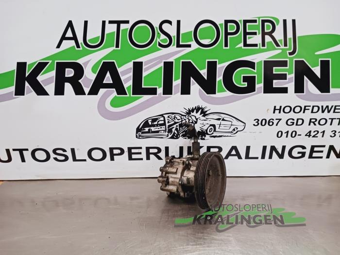 Gebruikte Pomp Servo Alfa Romeo GTV (916) 2.0 16V Twin Spark Prijs € 29,99 Margeregeling aangeboden door Autosloperij Kralingen B.V.