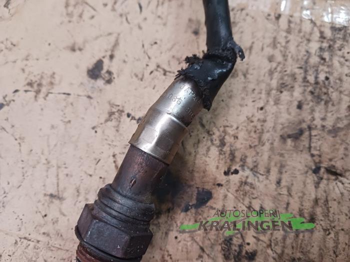 Lambda Sonde van een Volkswagen Golf IV Variant (1J5) 1.6 16V 2000