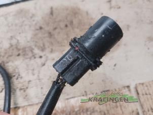 Lambda Sonde van een Volkswagen Golf IV Variant (1J5) 1.6 16V 2000