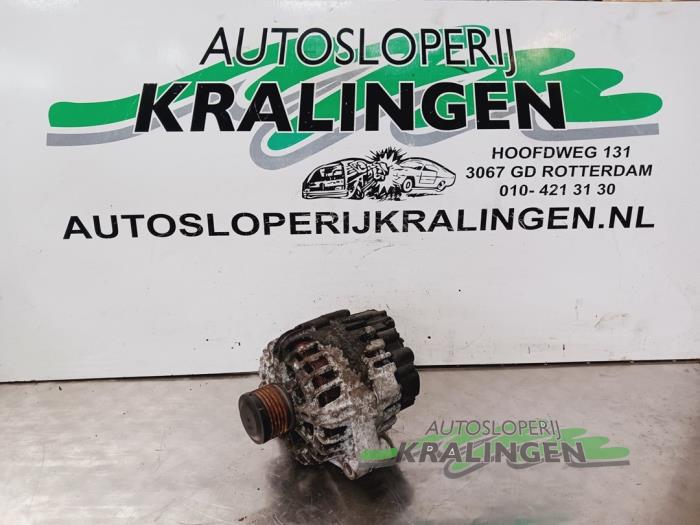 Gebruikte Dynamo Smart Forfour (454) 1.5 CDI 12V 68 Prijs € 49,99 Margeregeling aangeboden door Autosloperij Kralingen B.V.