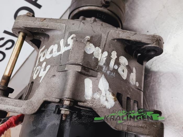 Dynamo van een Ford Focus 1 1.8 TDdi 2004