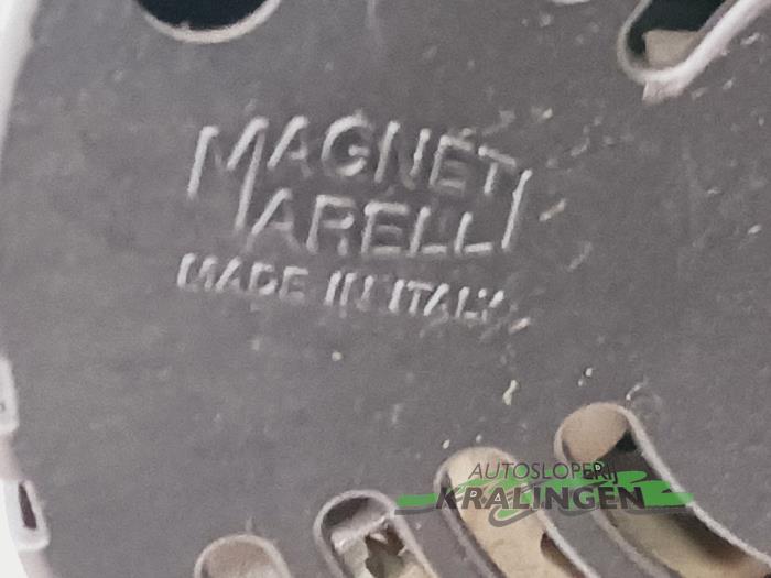 Dynamo van een Ford Focus 1 1.8 TDdi 2004