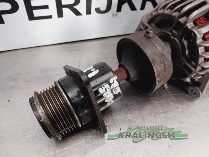 Dynamo van een Ford Focus 1 1.8 TDdi 2004