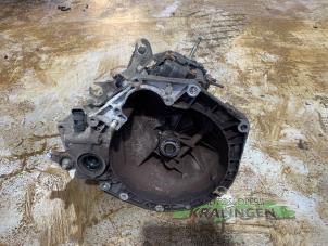 Gebruikte Versnellingsbak Fiat Punto II (188) 1.2 60 S Prijs € 299,99 Margeregeling aangeboden door Autosloperij Kralingen B.V.