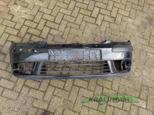 Gebruikte Bumper voor Volkswagen Golf Plus (5M1/1KP) 1.9 TDI 105 Prijs € 99,98 Margeregeling aangeboden door Autosloperij Kralingen B.V.