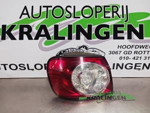 Gebruikte Achterlicht links Volkswagen Golf Plus (5M1/1KP) 1.9 TDI 105 Prijs € 34,98 Margeregeling aangeboden door Autosloperij Kralingen B.V.