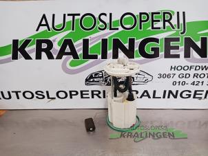 Gebruikte Benzinepomp Fiat Croma (194) 2.2 MPI 16V Prijs € 39,98 Margeregeling aangeboden door Autosloperij Kralingen B.V.