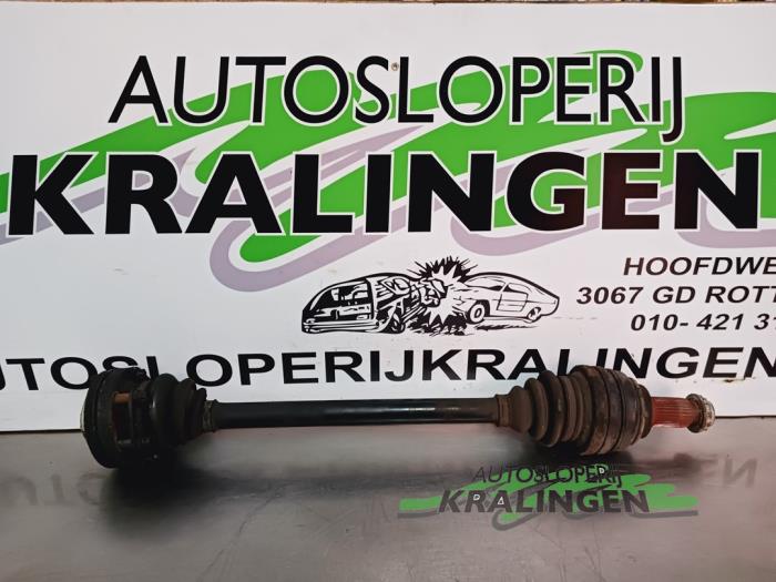 Gebruikte Aandrijfas rechts-achter BMW X5 (E53) 3.0 24V Prijs € 24,99 Margeregeling aangeboden door Autosloperij Kralingen B.V.