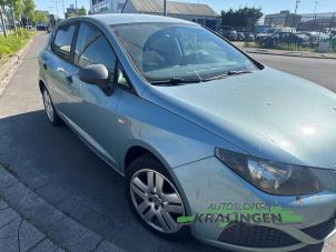Gebruikte Voorscherm rechts Seat Ibiza IV SC (6J1) 1.2 12V Prijs € 99,99 Margeregeling aangeboden door Autosloperij Kralingen B.V.