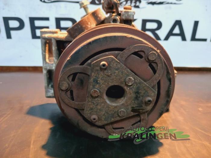 Aircopomp van een Nissan Micra (K13) 1.2 12V DIG-S 2012