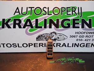 Gebruikte Elektrisch Raam Schakelaar Suzuki Wagon-R+ (SR) 1.2 16V Prijs € 24,98 Margeregeling aangeboden door Autosloperij Kralingen B.V.