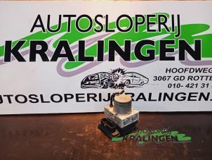 Gebruikte ABS Pomp Hyundai i20 1.2i 16V Prijs € 59,99 Margeregeling aangeboden door Autosloperij Kralingen B.V.